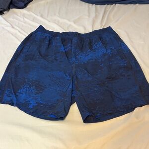 Lululemon Athletica Men's Blue Camo pace breaker linerless 9” inseam Shorts
